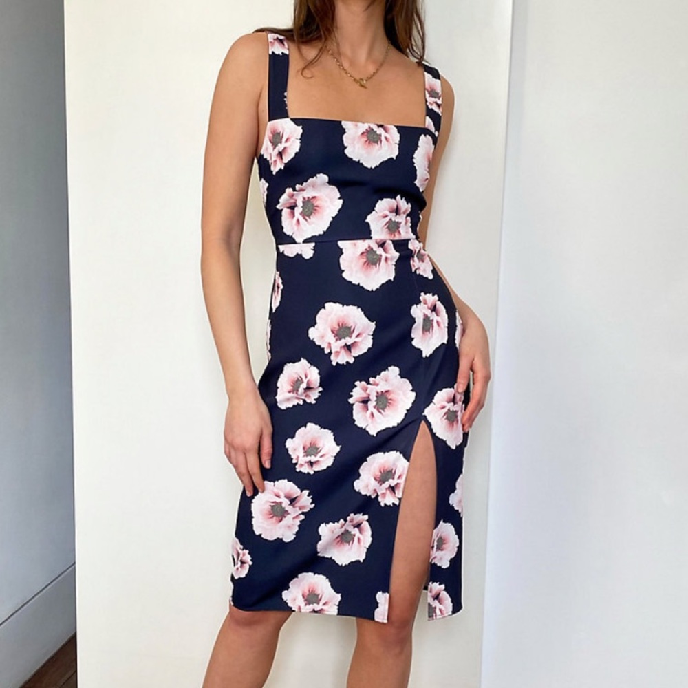 BABATON | 90s Slit Dress